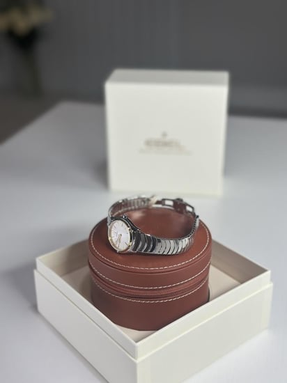 ساعة ايبل سبورت ستايل بنمطين ومينا مطلي ذهبebel sport two tone watch - فضي/ ذهبي