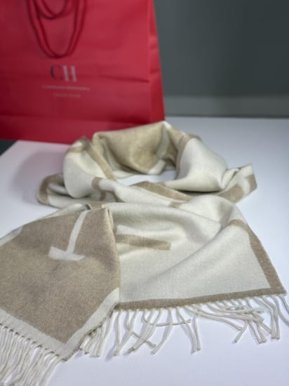 لفاف كارولينا هريرا صوف بيج سجنشر ch scarf wool Light vanilla