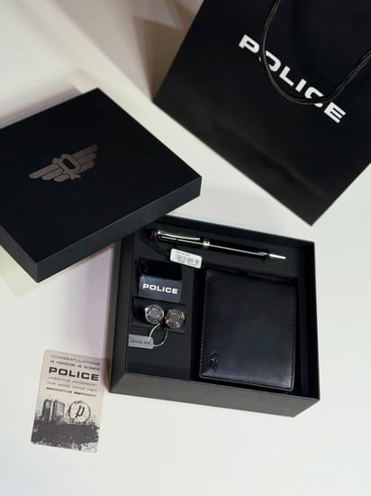 طقم بوليس محفظة و قلم و كبك