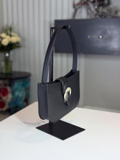 اقنر ghada pochette s شنطة غاده كتف- اسود/ دهبي