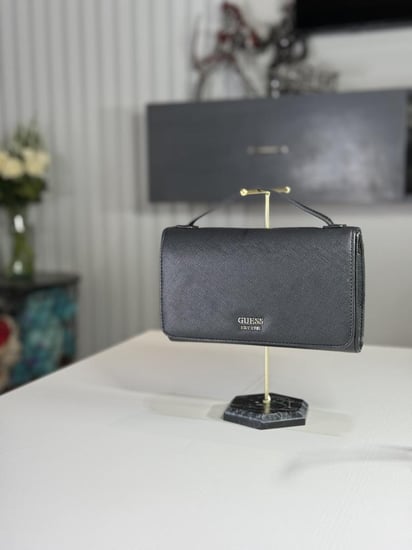 شنطة جس توب هاندل كامرين باللون الاسود KAMRYN mini guess black bag