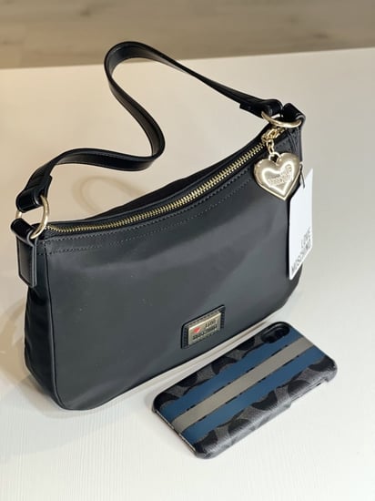 موسكينو بلاك شولدر للين