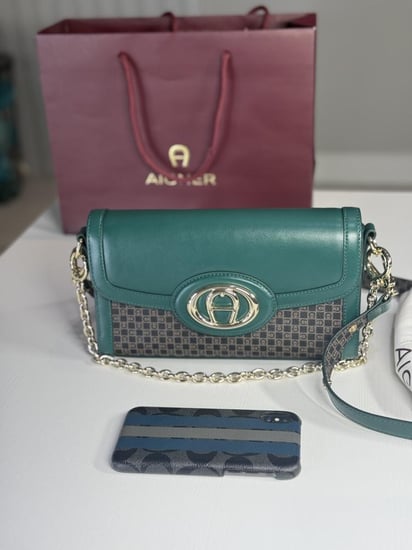 اجنر لويزا S جلد ناعم ومعدن ذهبي- اخضر /Luisa S Shoulder bag smooth cow