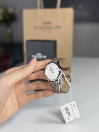 كوتش ساعة كلاسيك تان بجلد Coach  Women 14502994 Leather Strap سجنشر ومعدن فضي