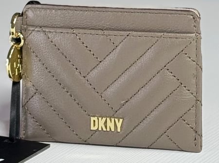 دكني حاملة بطاقات جلد معالج DKNY cardholder id wallet