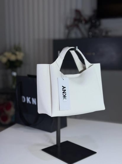 شنطة دكني ويلاا بلون مارشملو DKNY WILLA SMALL SATCHEL marshmallow