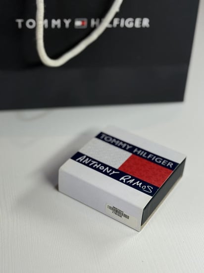 تومي هيلفيغر سلسلة رجالية