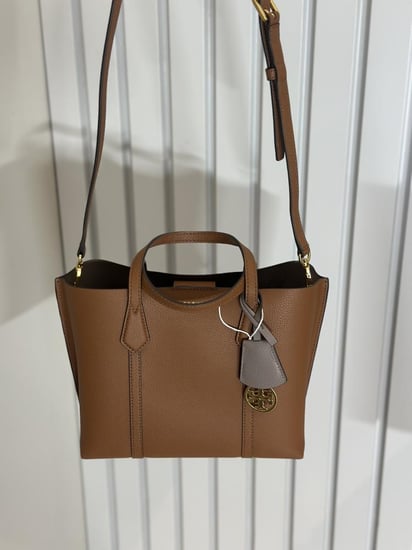 شنطة توت توري برتش perry small tote - بني/ بيج/ ذهبي