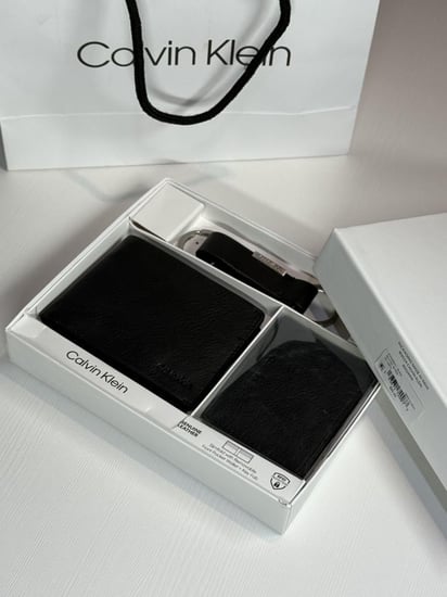 كالفن كلاين لايت لذر جفت ست