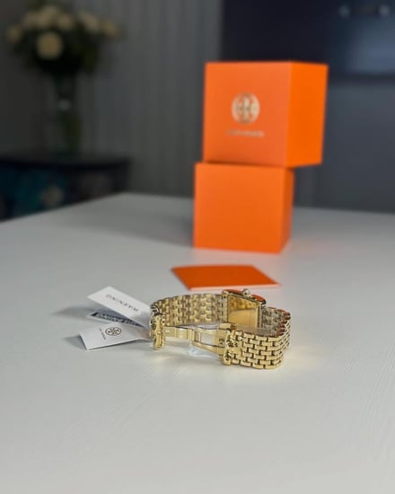 توري برتش ساعه النور روز فيس ELEANOR WATCH - ذهبي