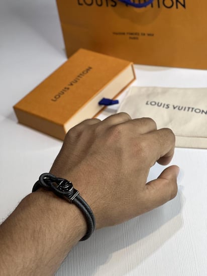 سوار لويس فيتون لوب ات رجالي