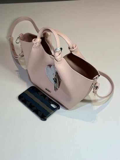 دكني سمول توت بويلا dkny paula small tote with charm