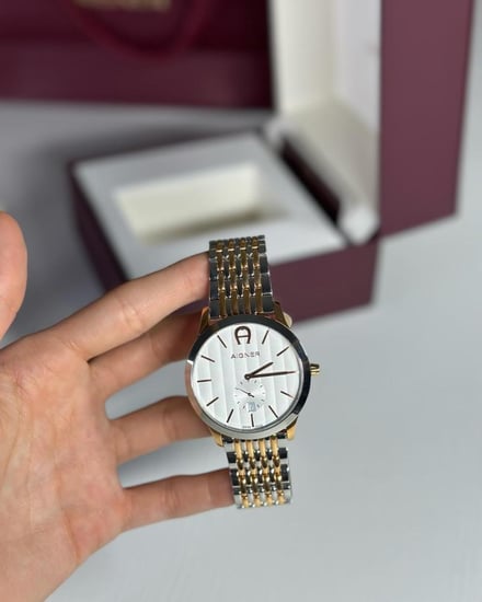 اجنر تريفيز TREVISO  بميناء ابيض مخطط منحوت -فضي / روز جولد