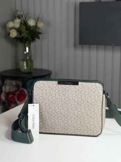 كالفن كلاين سوفيا جاردن سجنتشر