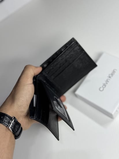 كالفن كلاين بلاك ريبل Calvin Klein black men wallet blach wuilted leather with metalic logo