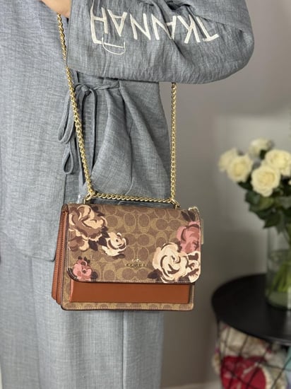 كوتش كلير بطبعة روز Klare Crossbody With roses Bag coach