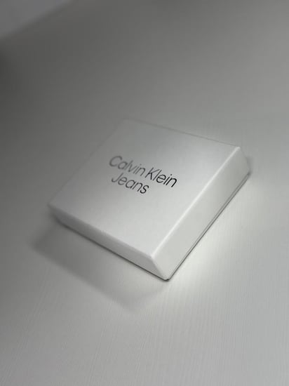 كالفن كلاين جينز والت Calvin Klein jeans wallet smooth black leather with ck logo