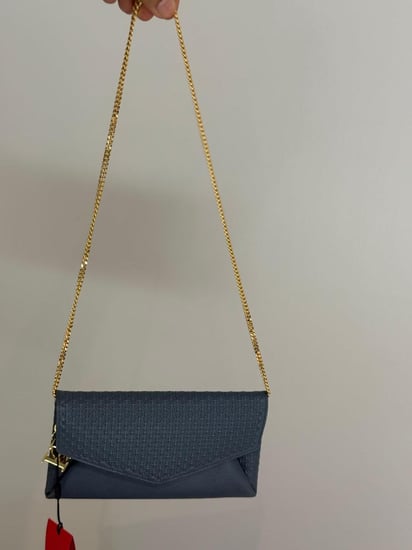 كارولينا هيريرا رويال كروس والت