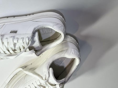 دكني نيو يورك سنيكرس