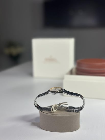 ساعة ايبل سبورت ستايل بنمطين ومينا مطلي ذهبebel sport two tone watch - فضي/ ذهبي
