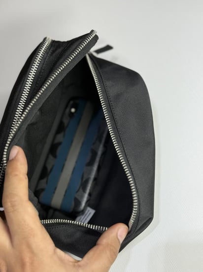 كالفن كلاين ترفل كت بمدخلين