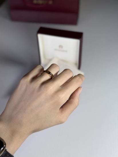 خاتم دبلة اجنر ذهبيه Aigner Fashion Women Ring M AJ61068 سجنشر بكريستال ولوقو