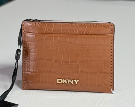 دكني حاملة بطاقات جلد معالج DKNY cardholder id wallet