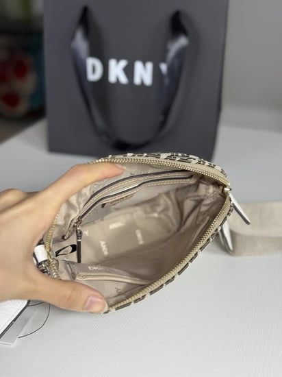 شنطة دكني براينت BRIDGER dome cbody مع محفظه كروس بودي بلون ابيض وكانفاس كاكي سجنشر