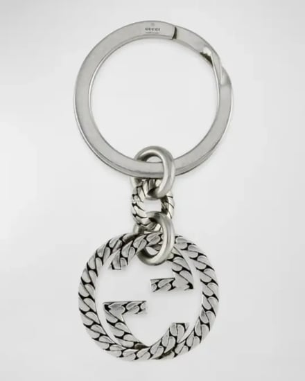 ميدالية قوتشي من الفضه بشعار متداخل Gucci Sterling Silver Interlocking G Keyring