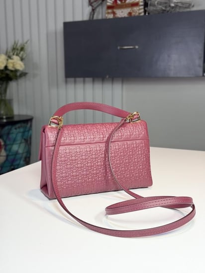 كارولينا هريرا ميني كاملوت Carolina Herrera mini Camelot burgundy