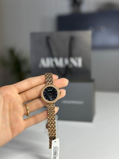 ساعة ارماني تويستد وايت فيس- روز/ ابيض صدفي