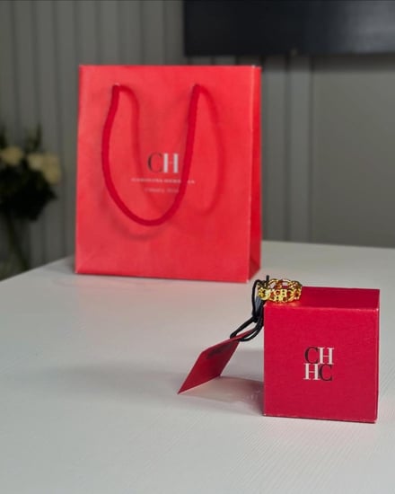 خاتم كارولينا CH Gold chain ring شين لوقو ذهبي مقاس 7 US ميديم