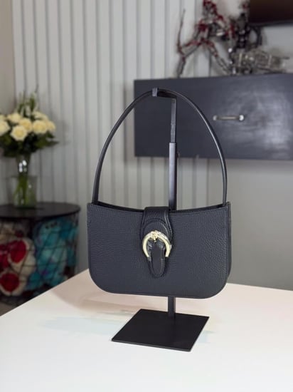 اقنر ghada pochette s شنطة غاده كتف- اسود/ دهبي