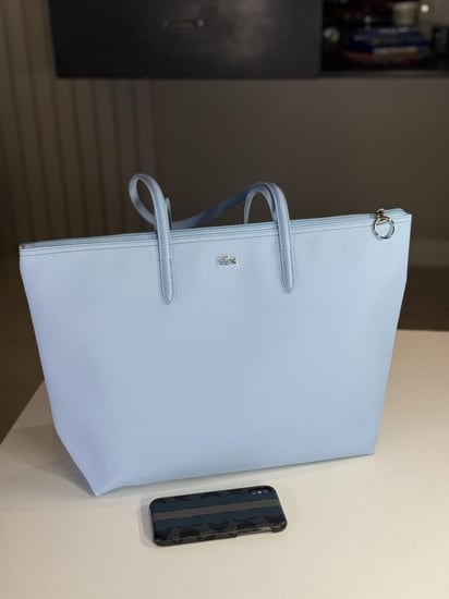 توت لاكوست بسحاب وشعار باللون الازرق L.12.12 Concept Shopping Bag L Lacoste Croc 80s Panoram