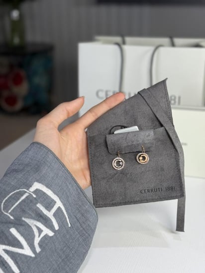 حلق شيروتي المتحرك باللون الروز قولد المرصع بالاحجار CERRUTI 1881 CIJLE0007302