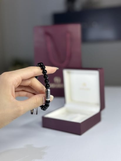 اقنر اسوار  beaded بخرز- اسود/ فضي