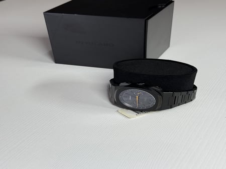 ساعة دي ون ميلانو  كرونو قراف تانقراين D1 Milano Cronografo Tangerine