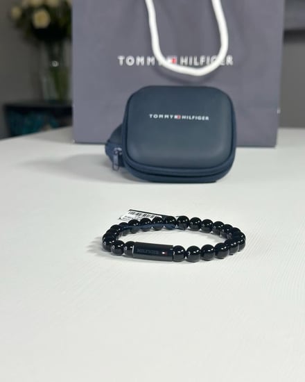 اسوار  Black Steel and Onyx Bracelet REF: 2790581 اونيكس تومي فليكسبل دارك نايت اسود