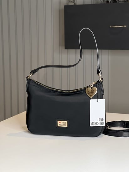 موسكينو بلاك شولدر للين