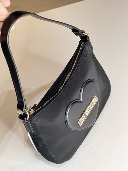 موسكينو بلاك شولدر للين