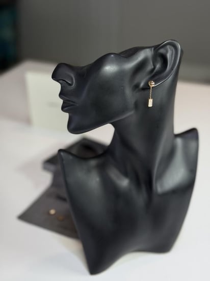 حلق شروتي متدلي ومرصع بالكريستال cerruti 1881 earring drop crystal