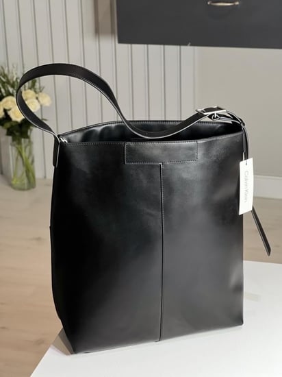 كالفن كلاين توت جلد اسود