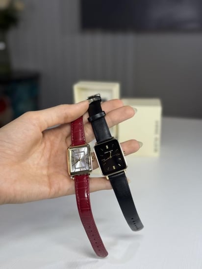 ساعة ان كلاين ستراب جلد اسود بمينا مربع Anne Klein Women's Strap Watch, AK/3702