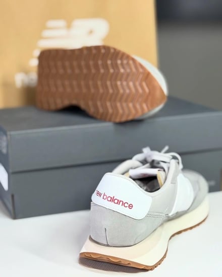 نيو بالانس جري واك