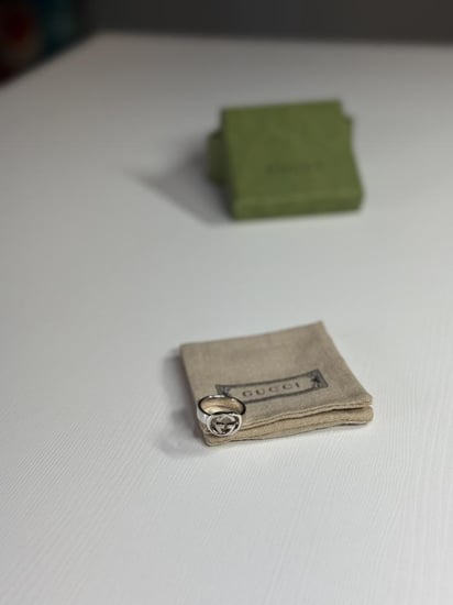 خاتم قوتشي انترلوك نسائي فضي Gucci Interlocking ring