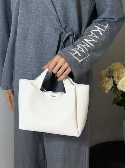 شنطة دكني ويلاا بلون مارشملو DKNY WILLA SMALL SATCHEL marshmallow