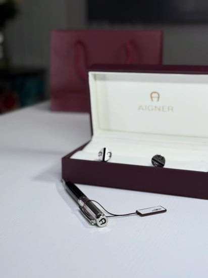 اجنر طقم بلاك سكوير ستيل قلم و كبك