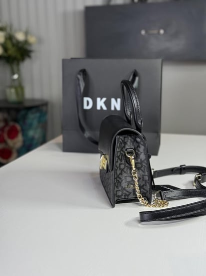 دكني شنطة جوجو ميني سجنشر Dkny Jojo Mini Satchel Crossbody- اسود سجنشر