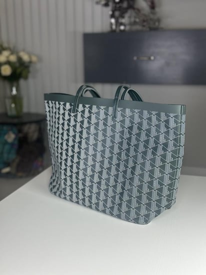 لاكوست حقيبة زيلي مع باوتش قابلة للإزالة- اخضر سجنشر