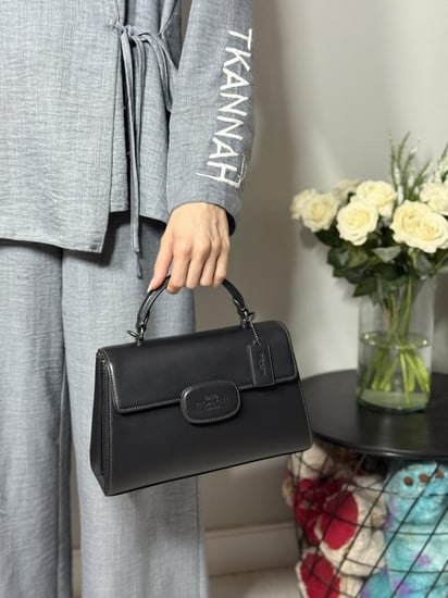 كوتش اليزا توب هاندل